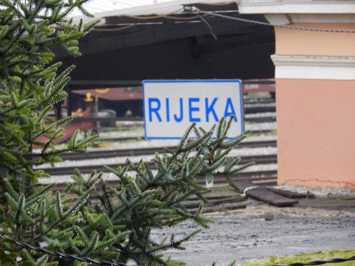 Gold Rooms And Suite Rijeka Buitenkant foto