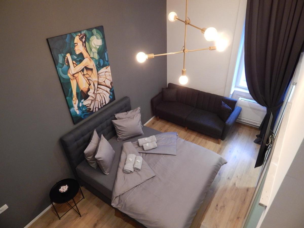Gold Rooms And Suite Rijeka Buitenkant foto
